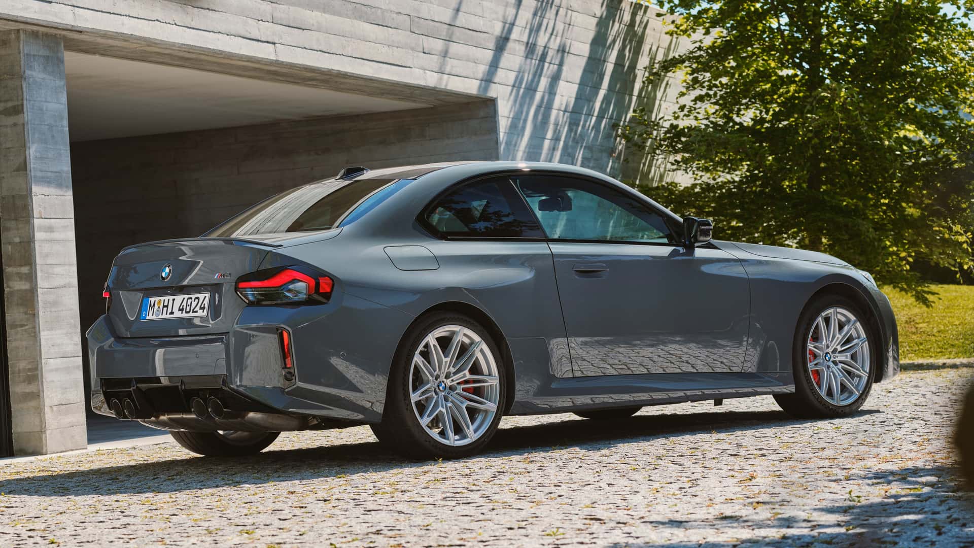 2025 BMW M2 Gets 20 More HP, But Who Cares Now That Its Wheels Are Silver